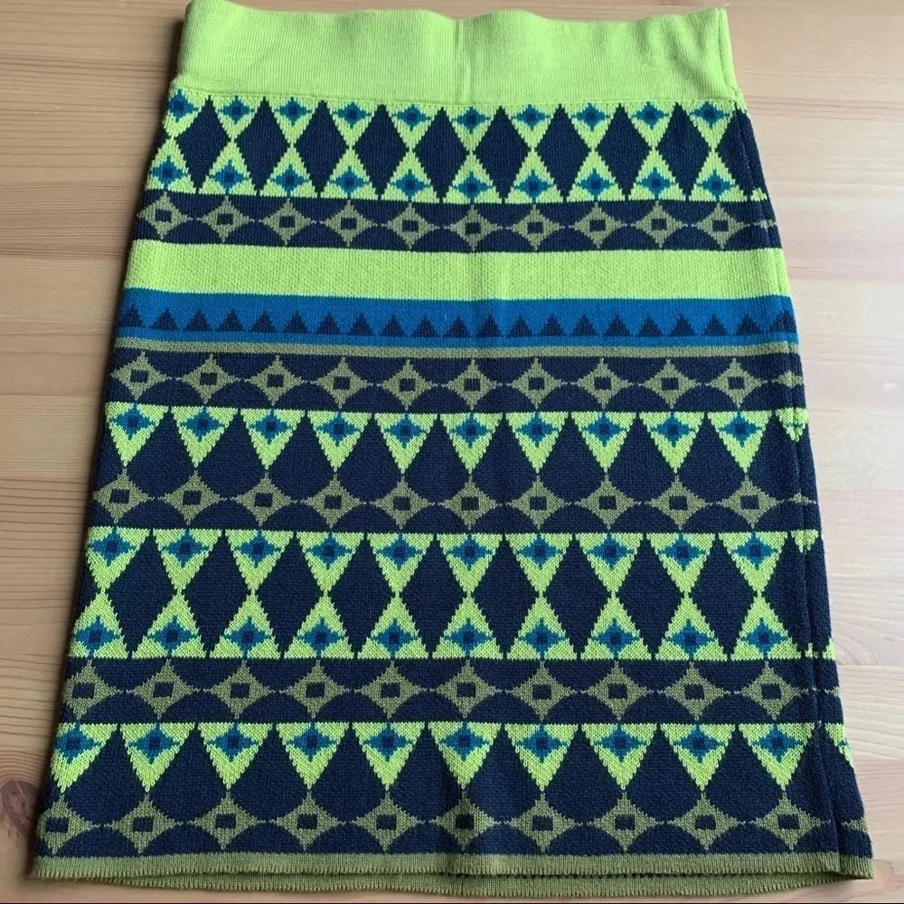 Chelsea & Violet Abstract Knit Pencil Skirt